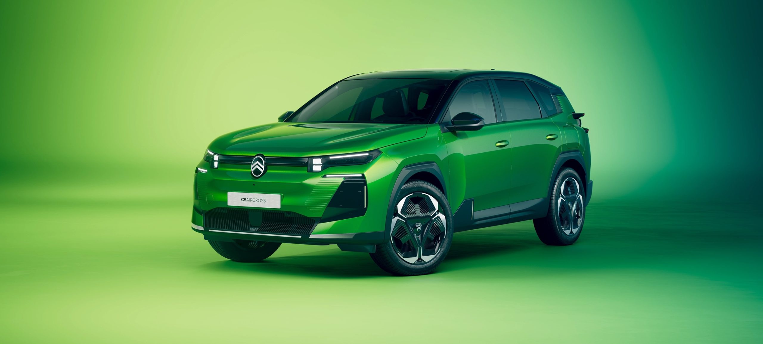 ë-C5 Aircross 7 2880x1300